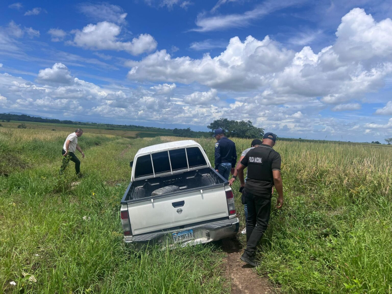 Policía Nacional recupera en la provincia Duarte vehículo reportado como sustraído en La Vega