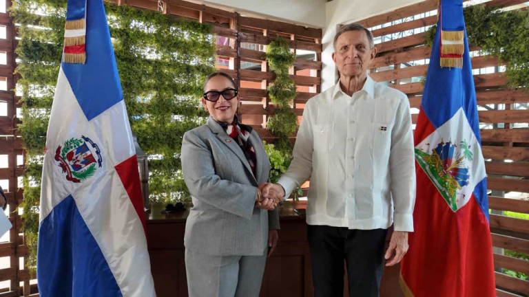 Haití y República Dominicana acuerdan la reapertura del espacio aéreo en mayo