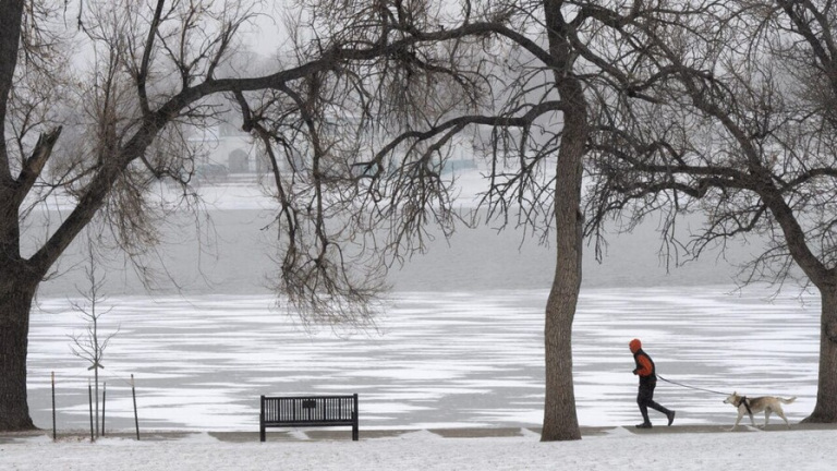 Tormentas, tornados y frío invernal azotarán a EE. UU. tras ola de calor mayor al promedio