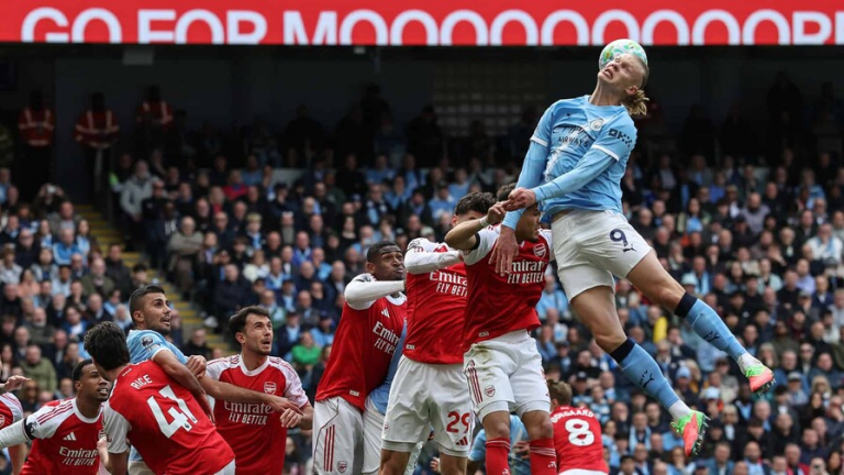 Manchester City vence al Arsenal y devuelve la emoción a la pelea por la Premier League