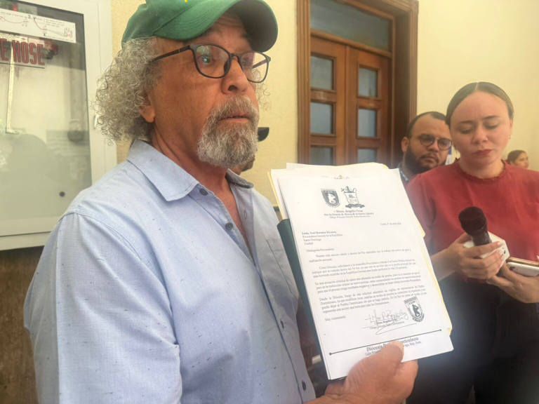 Padre Rogelio solicita a Yeni Berenice detener trabajos en Jet Set