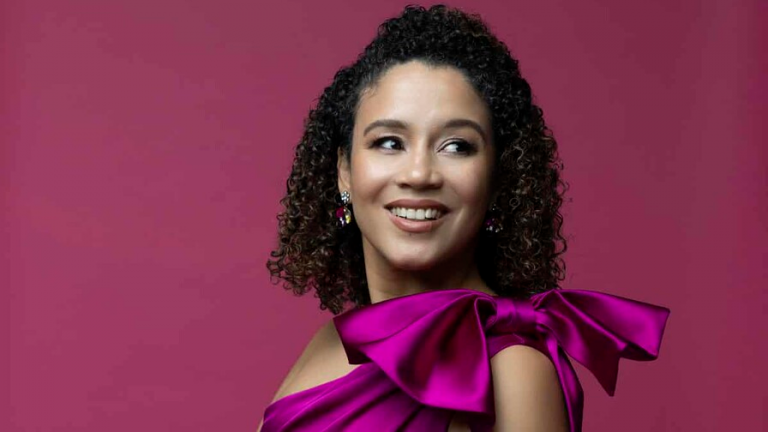 Stephany Ortega regresa al país con "Mi vida en canciones" junto al maestro Manuel Tejada
