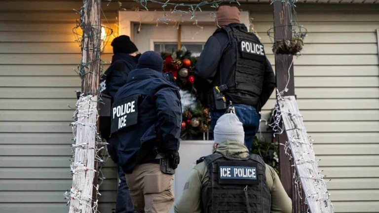 Trump respalda propuesta de renombrar el ICE como "NICE"