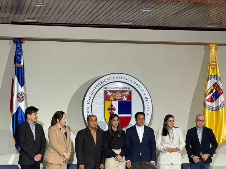 Sistema científico nacional crece pero aún depende del apoyo internacional, según investigación