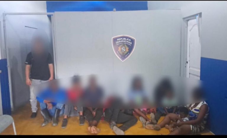 PN desmantela red de tráfico de haitianos en Santiago: detienen choferes dominicanos y ocupan vehículos