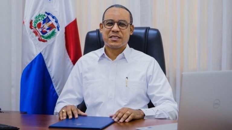 Alcalde Héctor Almonte destaca apoyo del Gobierno tras inundaciones en Montellano