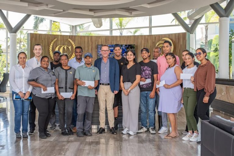 Grupo Lifestyle da apoyo solidario a colaboradores afectados por inundaciones en Montellano