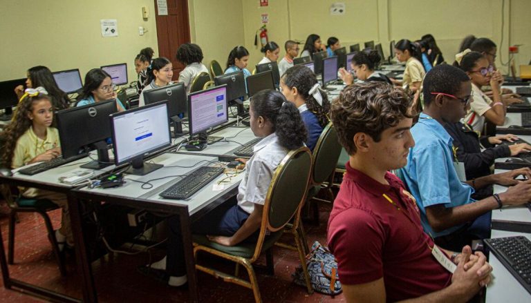 Regional 15 de Educación realiza Olimpiada de Lectura y Escritura en formato digital