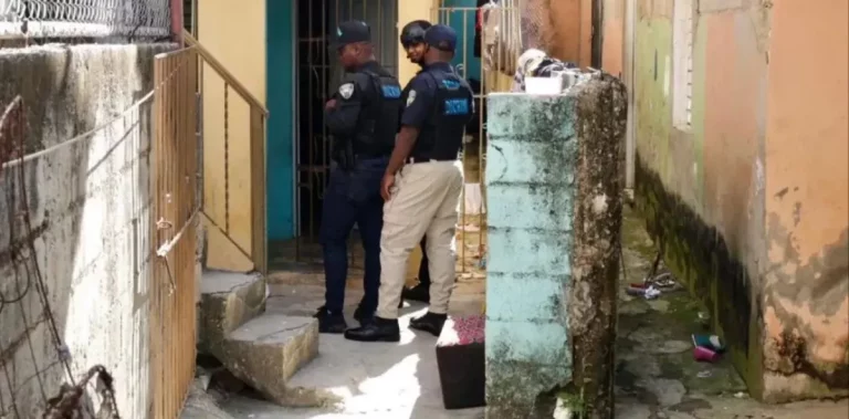 Padre de niña hallada muerta en Los Girasoles la asfixió en la casa antes de meterla en una mochila, dice el MP