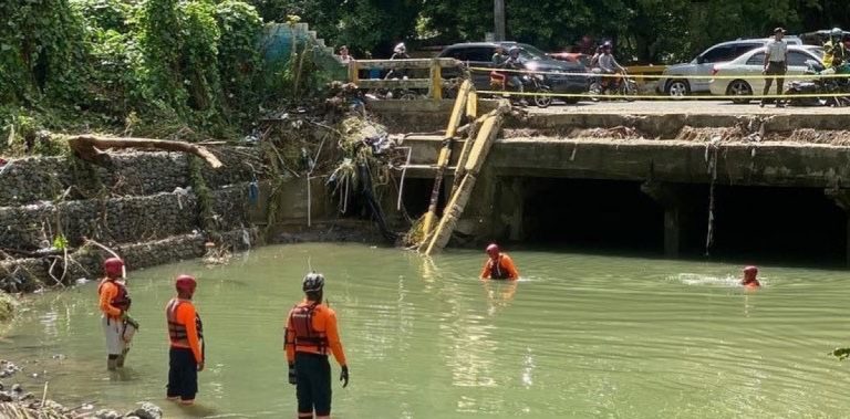 Semana Santa | Hallan muerto a un niño tras ser arrastrado por cañada de La Puya, en Arroyo Hondo