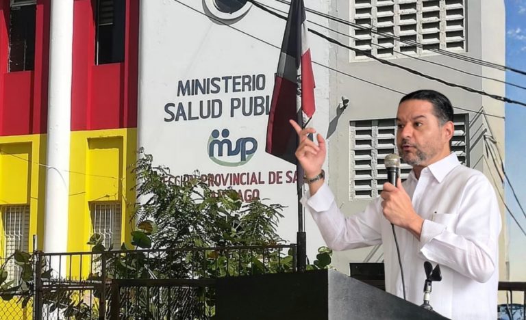 Advierten por tercera ocasión sobre uso fraudulento del nombre del director provincial de Salud Santiago I