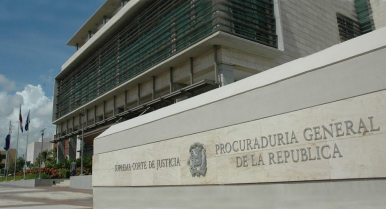 MP solicita un año de prisión preventiva contra hombre que se hacía pasar por abogado y fiscal para estafar