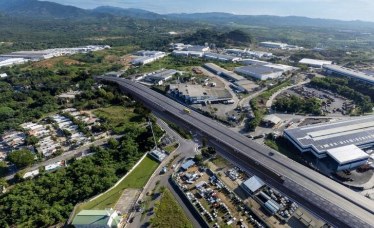 MOPC adjudica construcción del elevado del km 28 de la Autopista Duarte
